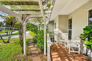 2100 SW 23rd Terrace, Fort Lauderdale, FL 33312 - Photo 3