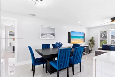 256 SE Santa Barbara Pl, Other City - In The State Of Florida, FL 33990 - Photo 25