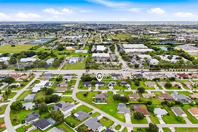256 SE Santa Barbara Pl, Other City - In The State Of Florida, FL 33990 - Photo 5