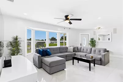 256 SE Santa Barbara Pl, Other City - In The State Of Florida, FL 33990 - Photo 17