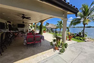 8450 NW 178th St, Hialeah, FL 33015 - Photo 11
