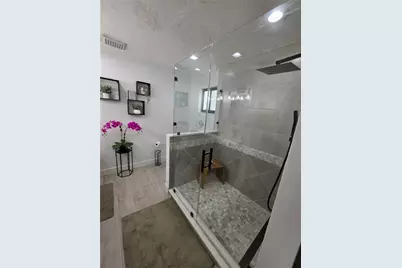 8450 NW 178th St, Hialeah, FL 33015 - Photo 67