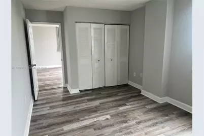 800 N Miami Ave #E-909, Miami, FL 33136 - Photo 11