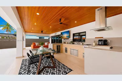 9831 SW 4th St, Miami, FL 33174 - Photo 23