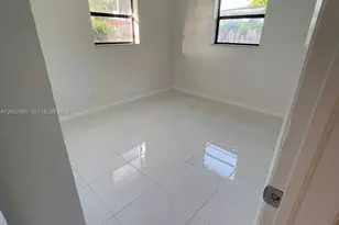 6104 NW 10th St, Margate, FL 33063 - Photo 5