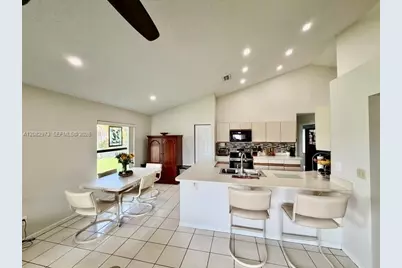 5796 SW 89th Way, Cooper City, FL 33328 - Photo 5