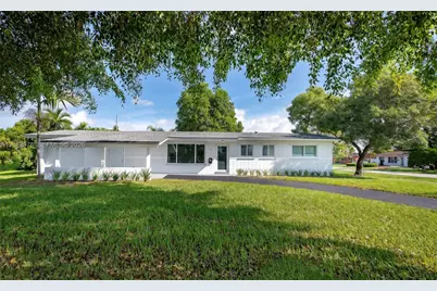 10441 SW 46th Ter, Miami, FL 33165 - Photo 1