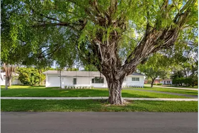 10441 SW 46th Ter, Miami, FL 33165 - Photo 19