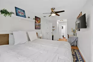 6238 Hayes St, Hollywood, FL 33024 - Photo 5