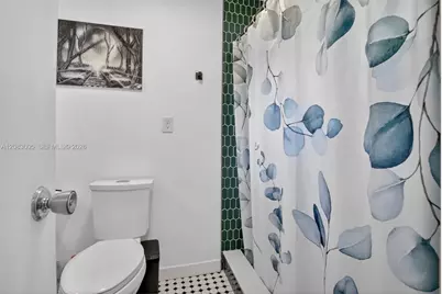 6238 Hayes St #1, Hollywood, FL 33024 - Photo 11