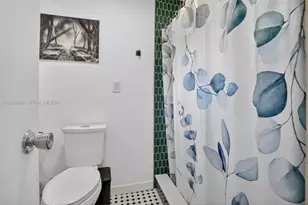 6238 Hayes St, Hollywood, FL 33024 - Photo 11