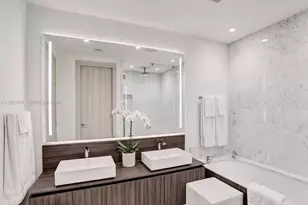1000 Brickell Plaza, Miami, FL 33131 - Photo 15