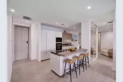 1000 Brickell Plz #PH5103, Miami, FL 33131 - Photo 3