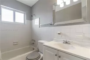 8129 Abbott Ave, Miami Beach, FL 33141 - Photo 11