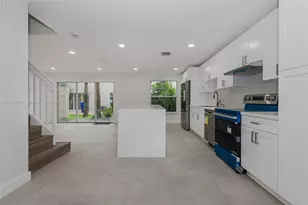 17139 NW 23rd St, Pembroke Pines, FL 33028 - Photo 5