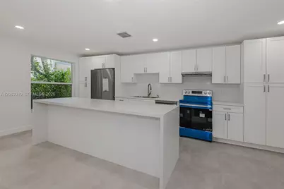 17139 NW 23rd St, Pembroke Pines, FL 33028 - Photo 9