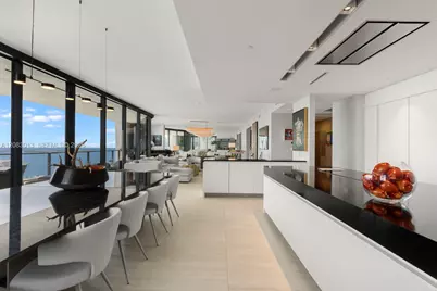 1000 Biscayne Blvd #3402, Miami, FL 33132 - Photo 15