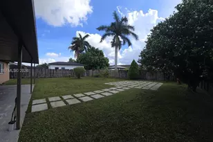 18045 SW 154th Pl, Miami, FL 33187 - Photo 7