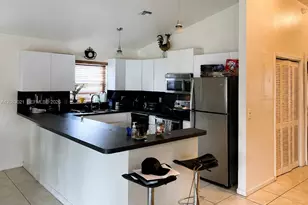 2434 Adams St, Hollywood, FL 33020 - Photo 5