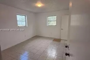 8835 SW 27th St, Miami, FL 33165 - Photo 3