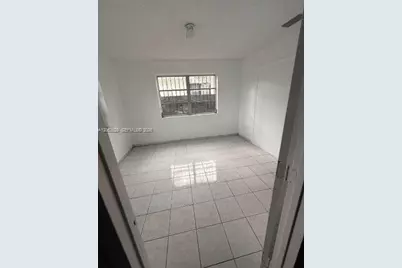 8835 SW 27th St, Miami, FL 33165 - Photo 13