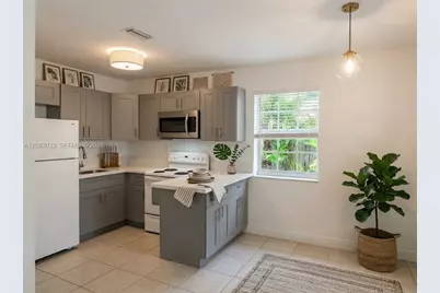 1605 NW 127th St #0, North Miami, FL 33167 - Photo 1