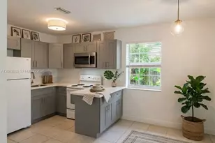 1605 NW 127th St, North Miami, FL 33167 - Photo 1