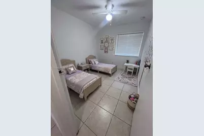 1605 NW 127th St #0, North Miami, FL 33167 - Photo 3