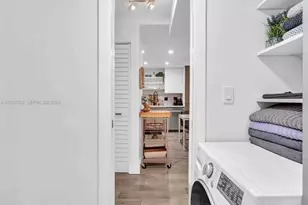 1700 NE 191st St, Miami, FL 33179 - Photo 37