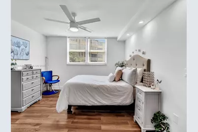 1700 NE 191st St #102, Miami, FL 33179 - Photo 43