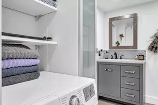 1700 NE 191st St, Miami, FL 33179 - Photo 3