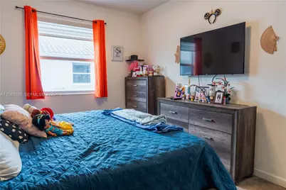 2641 SE 12th St, Homestead, FL 33035 - Photo 15
