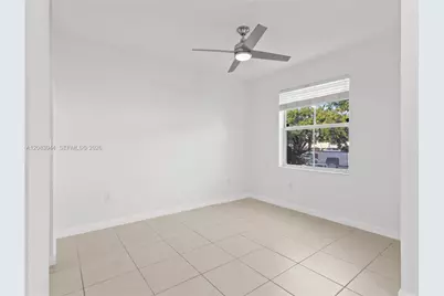 132 SE 28th Pl #7, Homestead, FL 33033 - Photo 9
