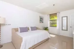 671 NE 195th St, Miami, FL 33179 - Photo 11