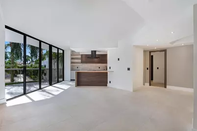 3610 Yacht Club Dr #213, Aventura, FL 33180 - Photo 5