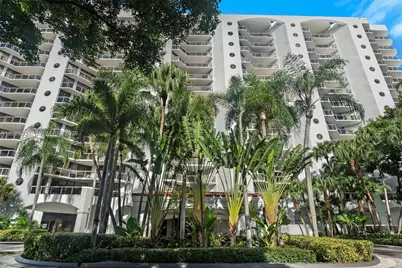 3610 Yacht Club Dr #213, Aventura, FL 33180 - Photo 47