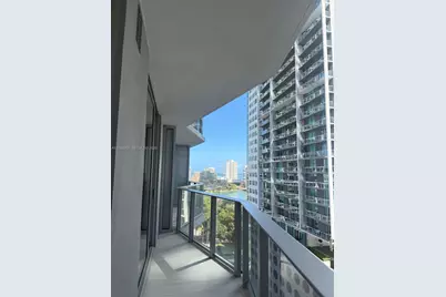 77 SE 5th #1611, Miami, FL 33131 - Photo 7