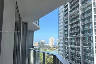 77 SE 5th, Miami, FL 33131 - Photo 7