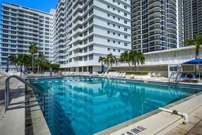 4747 Collins Ave #1503, Miami Beach, FL 33140 - Photo 3