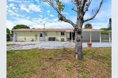 3180 Carol Ave, Palm Springs, FL 33461 - Photo 25