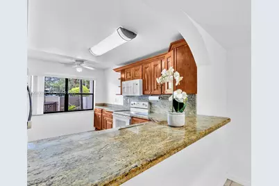 10110 NW 41st St #78-7, Doral, FL 33178 - Photo 27