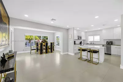 1104 N 13th Ter, Hollywood, FL 33019 - Photo 7