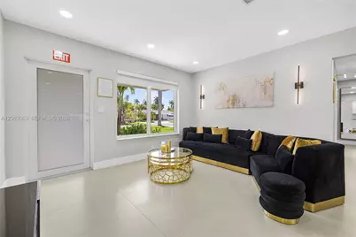 1104 N 13th Ter, Hollywood, FL 33019 - Photo 5