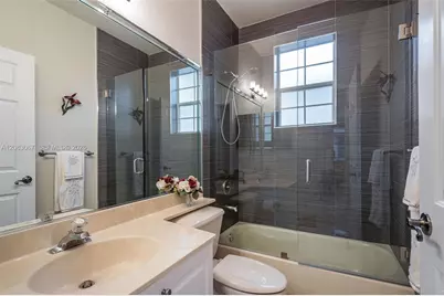 2552 Jardin Ln, Weston, FL 33327 - Photo 27