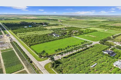 35251 SW 218th Ave, Homestead, FL 33034 - Photo 1