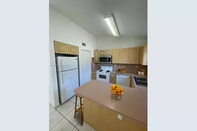 17346 NW 74th Ave #201, Hialeah, FL 33015 - Photo 7