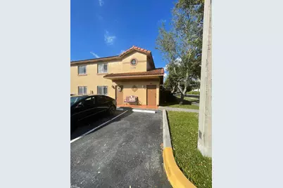 17346 NW 74th Ave #201, Hialeah, FL 33015 - Photo 3