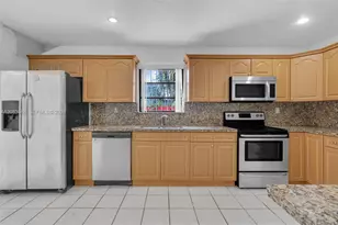 615 SW 62nd Ct, Miami, FL 33144 - Photo 9