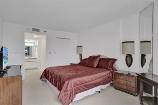 6767 Collins Ave, Miami Beach, FL 33141 - Photo 17