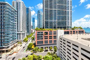 121 NE 5th St, Miami, FL 33132 - Photo 25